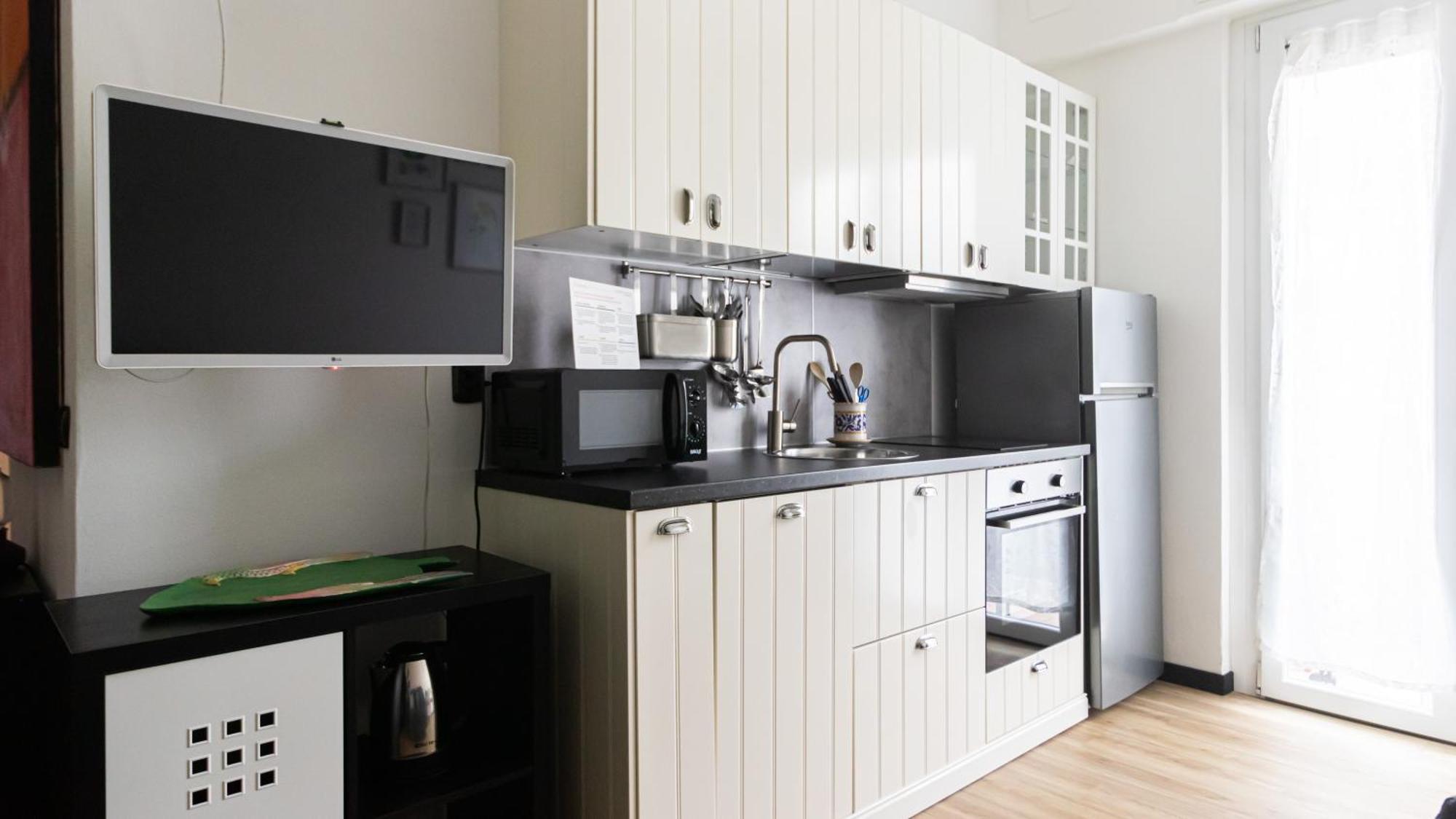 Italianway - Tofane 33 Apartment Milan Bagian luar foto